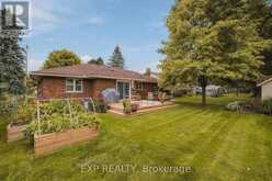 122 WATER STREET | Woolwich Ontario | Slide Image Thirty-eight