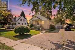 86 FOREST AVENUE | Port Colborne Ontario | Slide Image One