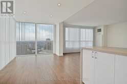 3301 - 5 CONCORDE PLACE | Toronto Ontario | Slide Image Six