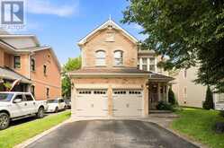 16 WARING AVENUE | Whitby Ontario | Slide Image Two