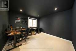 60 MAPLE WAY | East Gwillimbury Ontario | Slide Image Thirty-one