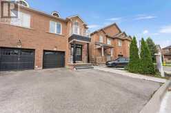 93 ARCO CIRCLE | Vaughan Ontario | Slide Image Three