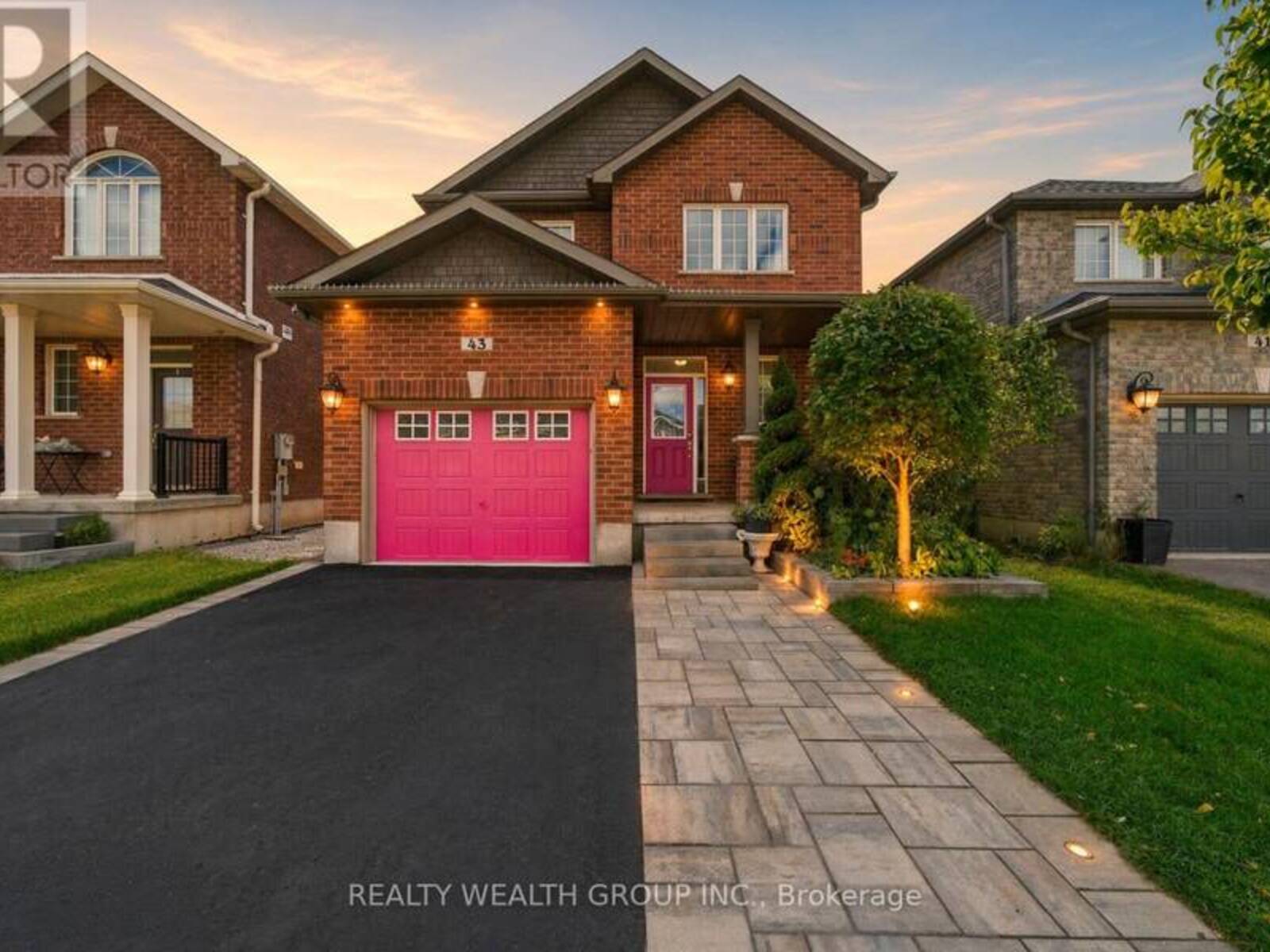 43 BOOTH LANE, Barrie, Ontario L4N 0S4