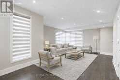 204 MARY STREET | Oakville Ontario | Slide Image Eighteen