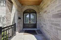 584 WEYNWAY COURT | Oakville Ontario | Slide Image Six