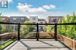 17 VAUDEVILLE DRIVE | Toronto Ontario | Slide Image Two