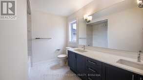 9 SOUTHERN AVENUE | Paris Ontario | Slide Image Thirteen