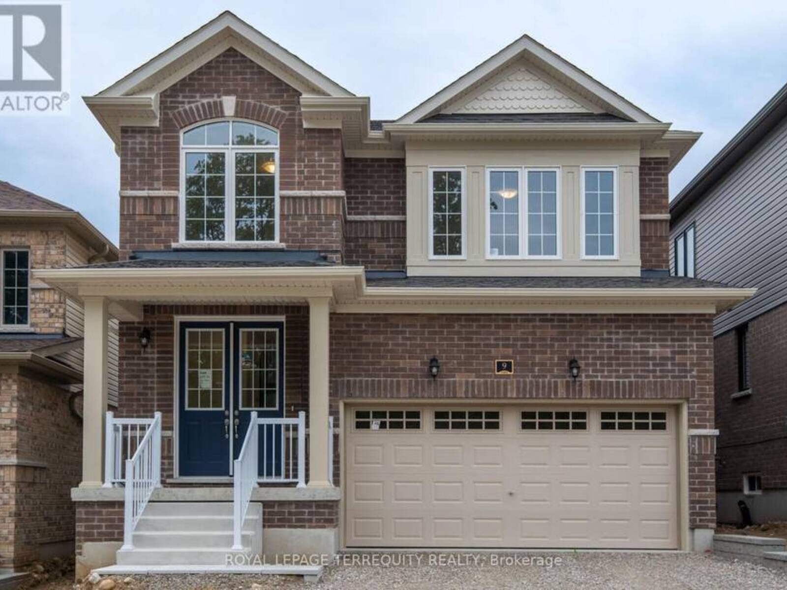 9 SOUTHERN AVENUE, Paris, Ontario N3L 0R4