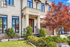 21 YORKVIEW DRIVE | Toronto Ontario | Slide Image Two