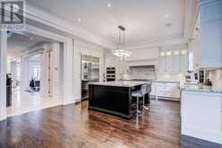 21 YORKVIEW DRIVE | Toronto Ontario | Slide Image Fifteen