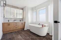 70 BALSDON HOLLOW | East Gwillimbury Ontario | Slide Image Thirty-one