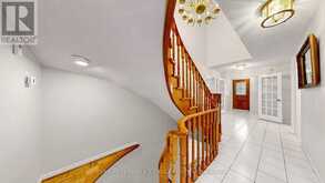 82 EMBASSY DRIVE | Vaughan Ontario | Slide Image Three