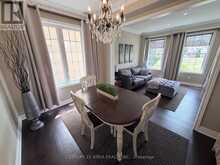 6 CRESCENT PARK LANE | Markham Ontario | Slide Image Twelve