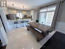 6 CRESCENT PARK LANE | Markham Ontario | Slide Image Twenty