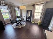 6 CRESCENT PARK LANE | Markham Ontario | Slide Image Twenty-four
