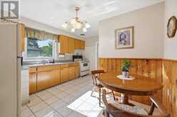 305 QUEEN MARY DRIVE | Oakville Ontario | Slide Image Seventeen
