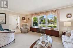 305 QUEEN MARY DRIVE | Oakville Ontario | Slide Image Nine