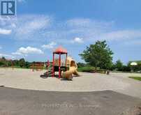 24 - 1751 LAMPMAN AVENUE | Burlington Ontario | Slide Image Twenty-nine