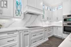 408 SEABOURNE DRIVE | Oakville Ontario | Slide Image Nine