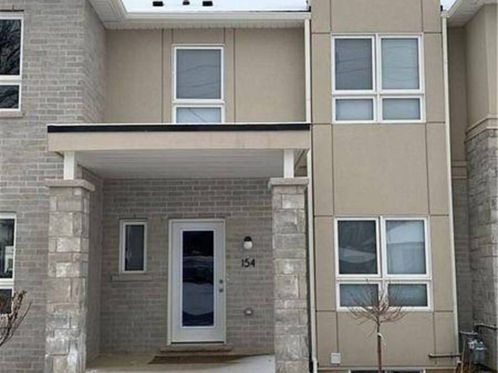 154 BROADWAY LANE, Welland, Ontario L3C 0J6