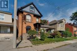 23 OAK AVENUE | Hamilton Ontario | Slide Image Four