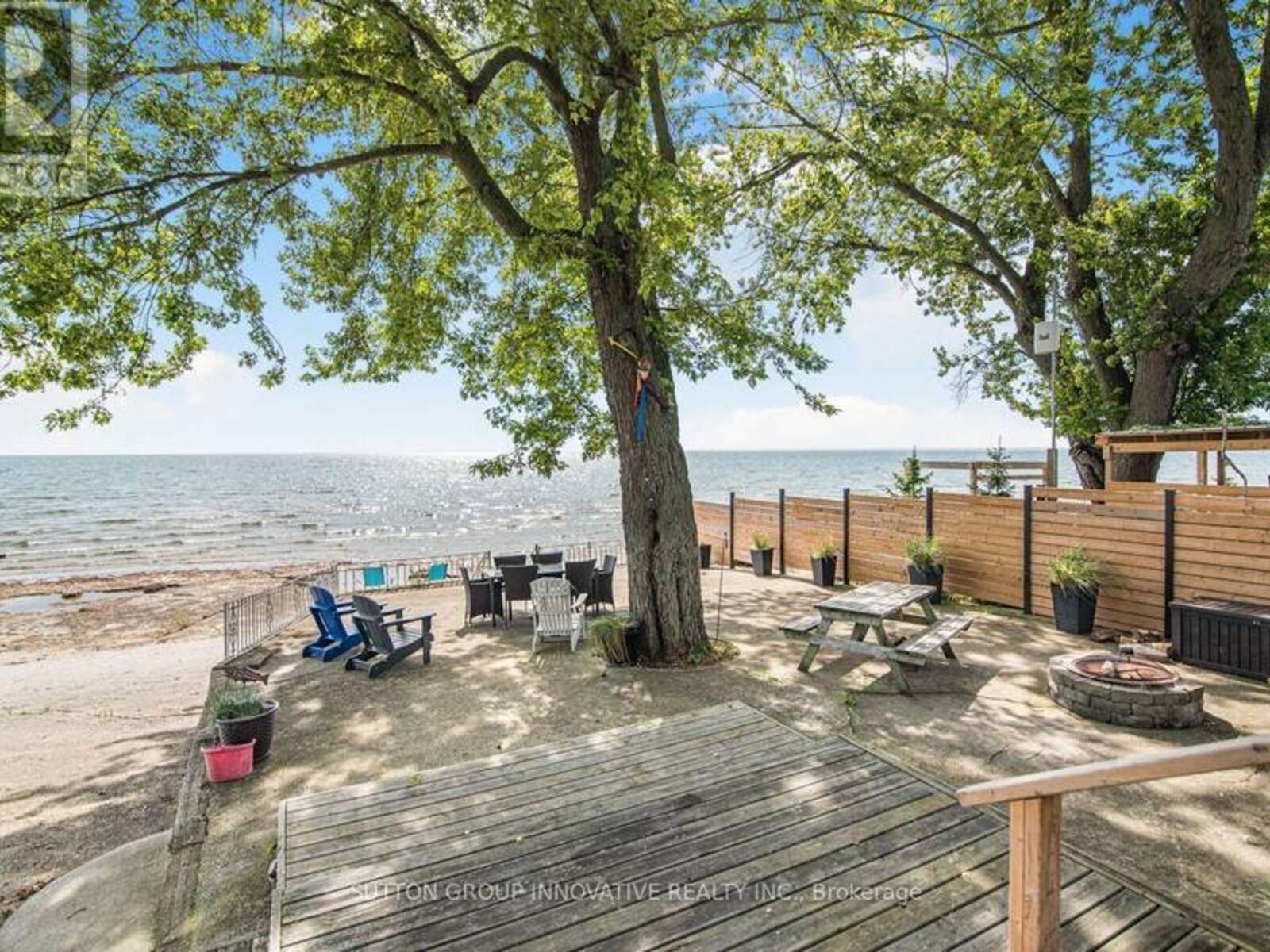 82 EVAN'S POINT LANE, Dunnville, Ontario N1A 2W8