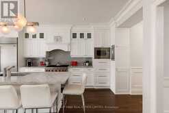 128 MANOR ROAD E | Toronto Ontario | Slide Image Thirteen