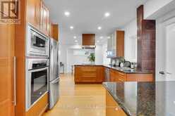 2580 LAKE SHORE BOULEVARD W | Toronto Ontario | Slide Image Eleven