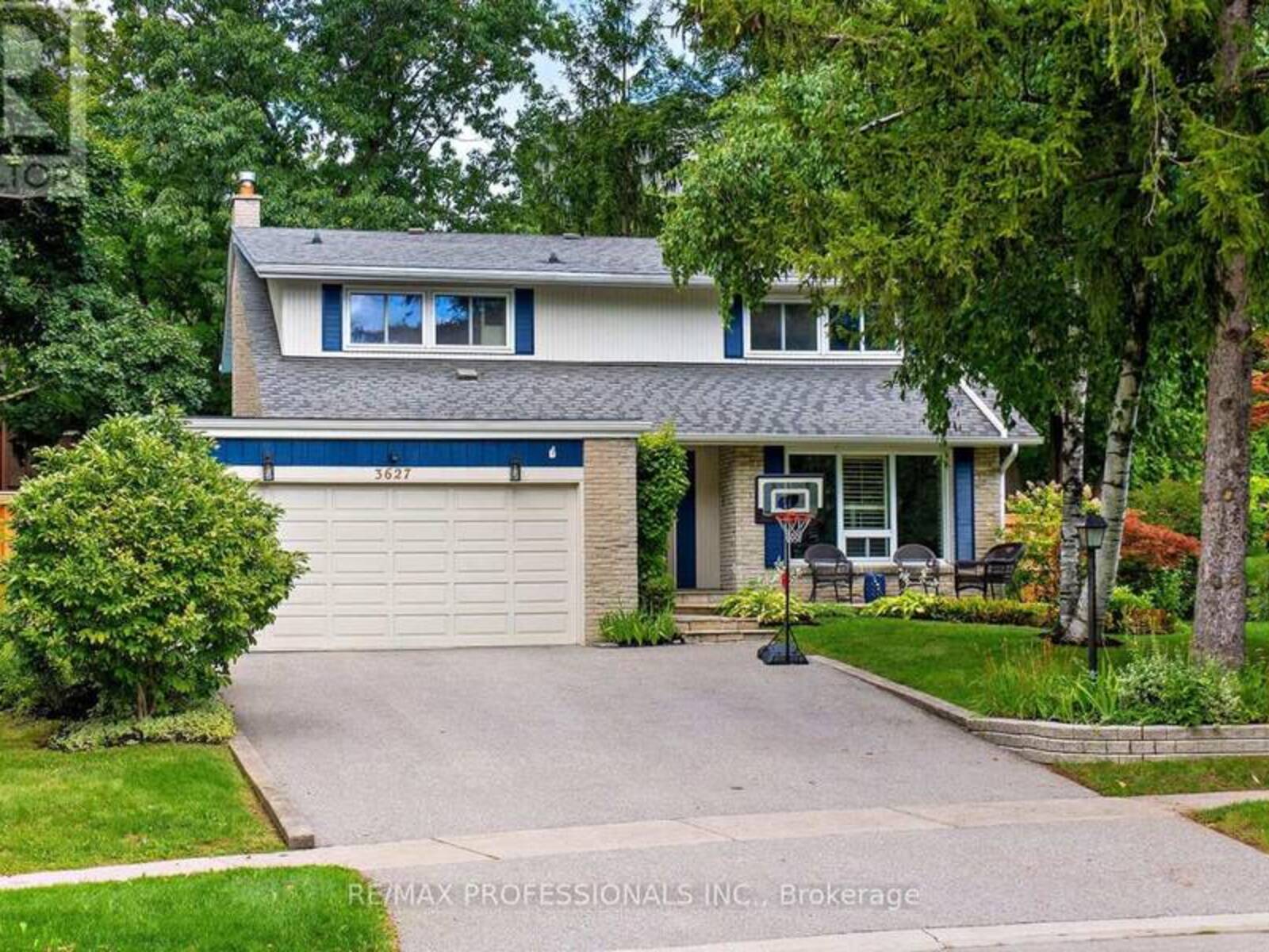 3627 BEECHOLLOW CRESCENT, Mississauga, Ontario L4Y 3T3