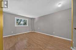 35 - 660 OXFORD ROAD | Burlington Ontario | Slide Image Seventeen