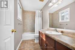 72 ETHERINGTON CRESCENT | Binbrook Ontario | Slide Image Eight