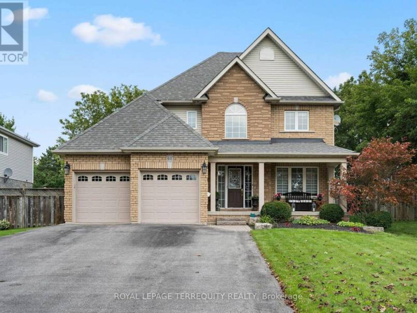 611 CAPILANO CRESCENT, Oshawa, Ontario L1H 7V3