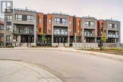 28 - 18 LYTHAM GREEN CIRCLE | Newmarket Ontario | Slide Image Two