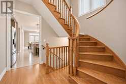 668 MCGREGOR FARM TRAIL | Newmarket Ontario | Slide Image Four