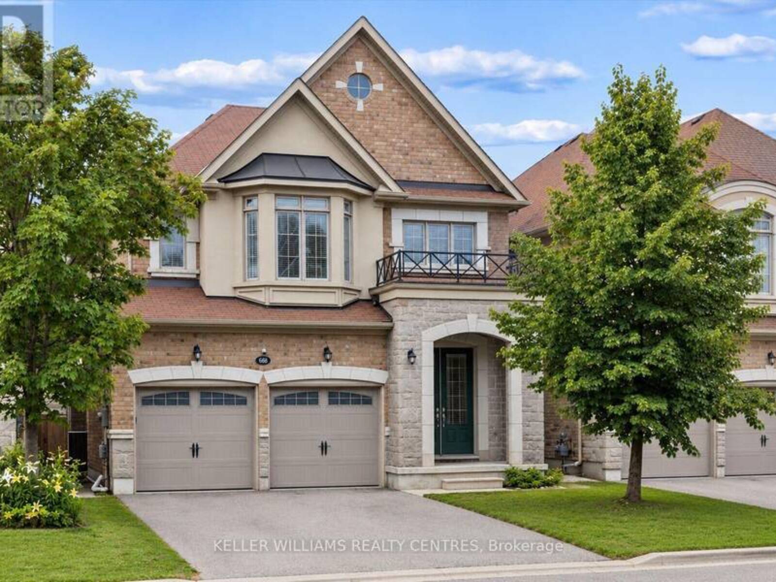 668 MCGREGOR FARM TRAIL, Newmarket, Ontario L3X 1C8