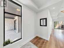 12 HOSTEL LANE N | Richmond Hill Ontario | Slide Image Twelve