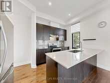 12 HOSTEL LANE N | Richmond Hill Ontario | Slide Image Six
