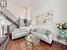 40 GEMINI CRESCENT | Richmond Hill Ontario | Slide Image Seven