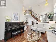 40 GEMINI CRESCENT | Richmond Hill Ontario | Slide Image Eight