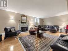 7 DEER RUN COURT | Richmond Hill Ontario | Slide Image Thirty-seven