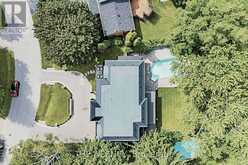 1529 VENETIA DRIVE | Oakville Ontario | Slide Image Four