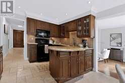 279 HICKORY CIRCLE | Oakville Ontario | Slide Image Sixteen