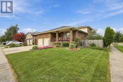 7 VINEHILL DRIVE | Hamilton Ontario | Slide Image Two