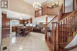 7 VINEHILL DRIVE | Hamilton Ontario | Slide Image Five