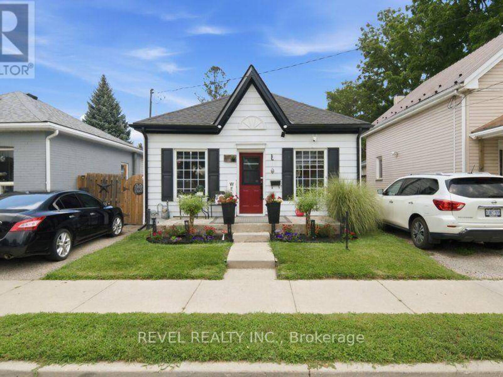 11 ESTHER STREET, Brantford, Ontario N3S 6K3