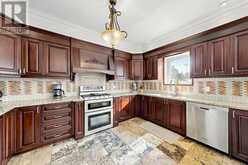 11 BELLVARE CRESCENT | Toronto Ontario | Slide Image Nine