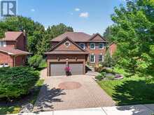 3861 PROMONTORY CRESCENT | Mississauga Ontario | Slide Image Three