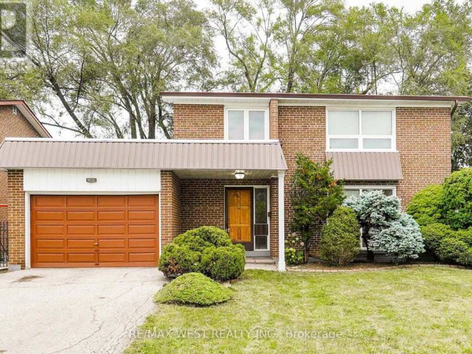 16 OPAL COURT, Toronto, Ontario M9V 3N3