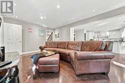 427 MELANIE CRESCENT | Ancaster Ontario | Slide Image Sixteen