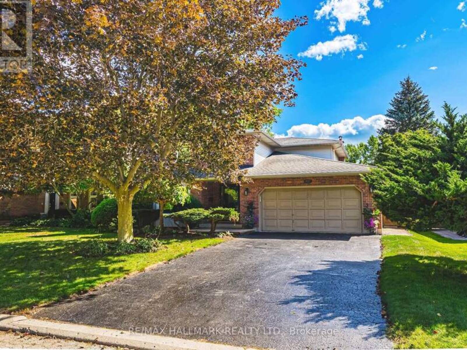 427 MELANIE CRESCENT, Ancaster, Ontario L9G 4B1